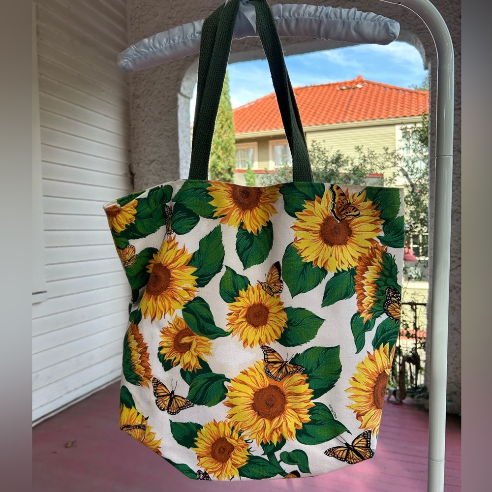 SUNFLOWER TOTE